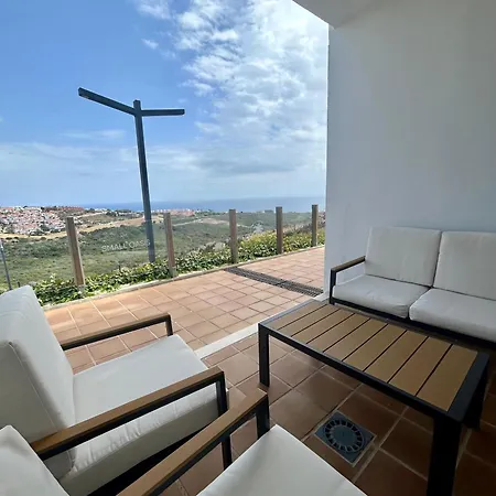 Sea View Oasis Apartment