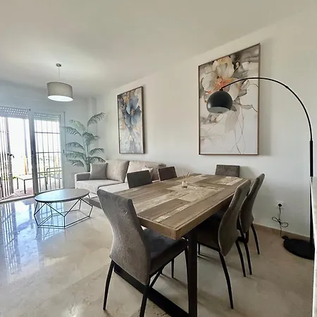 Sea View Oasis Apartment *